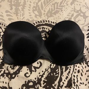 Maidenform black strapless bra